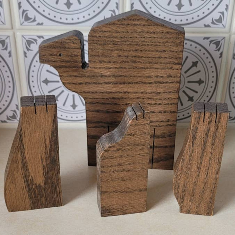 Vintage Handmade Mid Century Minimalist Oak Nativity - Picture 5 of 9